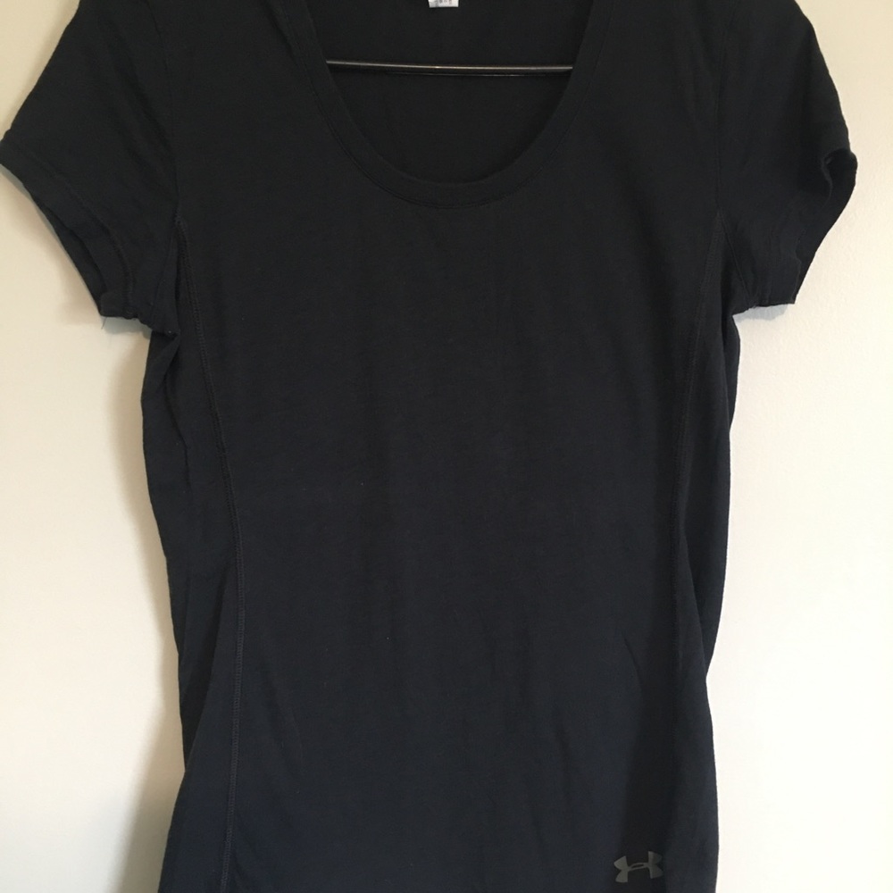 Under Armour Black Heatgear T Shirt Top Small